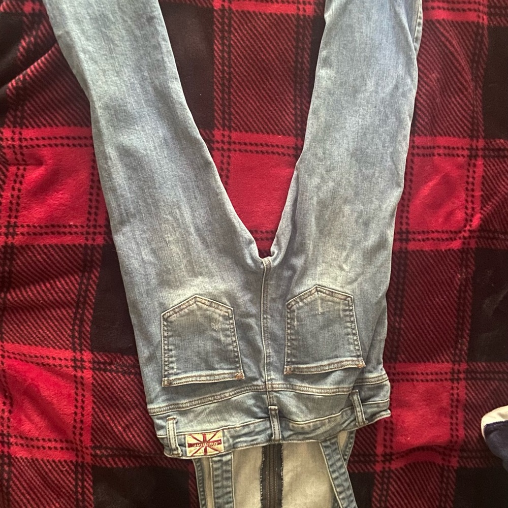 Zipper works - Picture 2 of 3